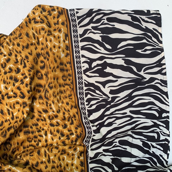 Good Times over the head poncho style top in zebra and cheetah WILD - Picture 7 of 7